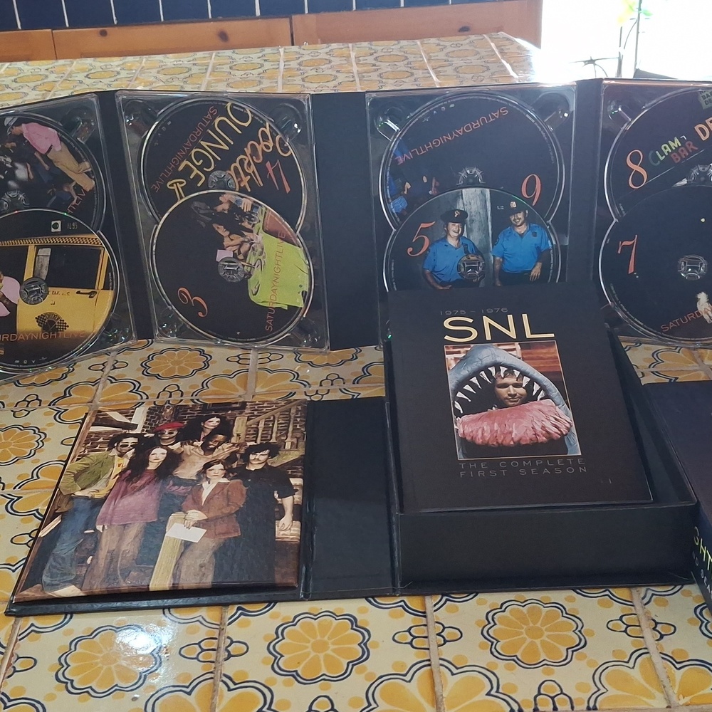 Complete First 2 Seasons Of Saturday Night Live On DVD - Picture 4 of 8